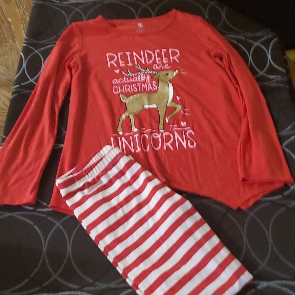So Girls top and cozy leggings  10/12